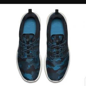 Mens Nike Roshe Camo Shoes 